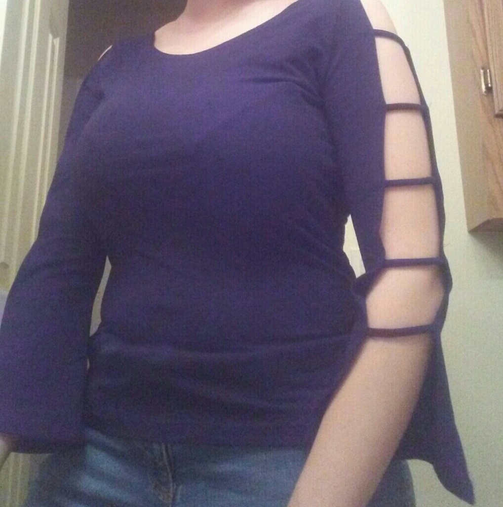 A long sleeve shirt